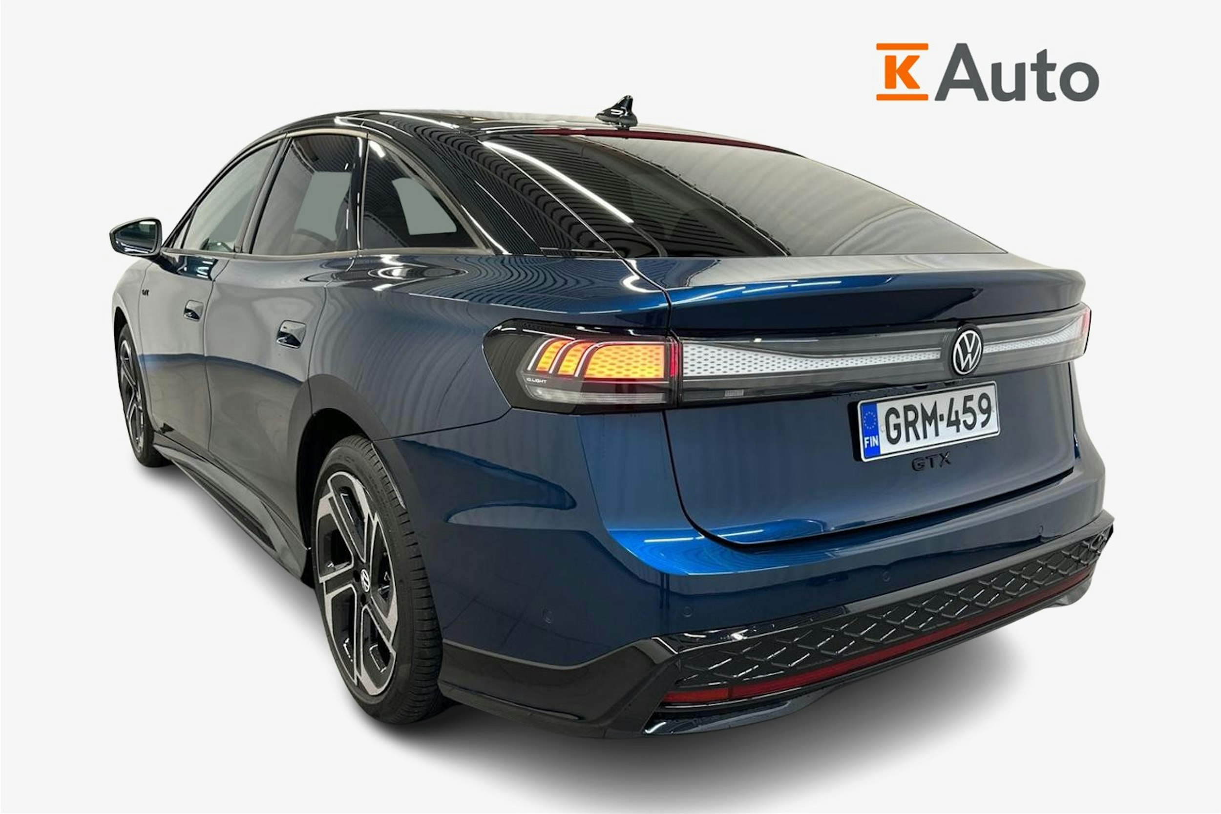 sininen Volkswagen ID.7 2025 kuva 2.