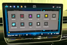 sininen Volkswagen ID.7 2025 kuva 24.