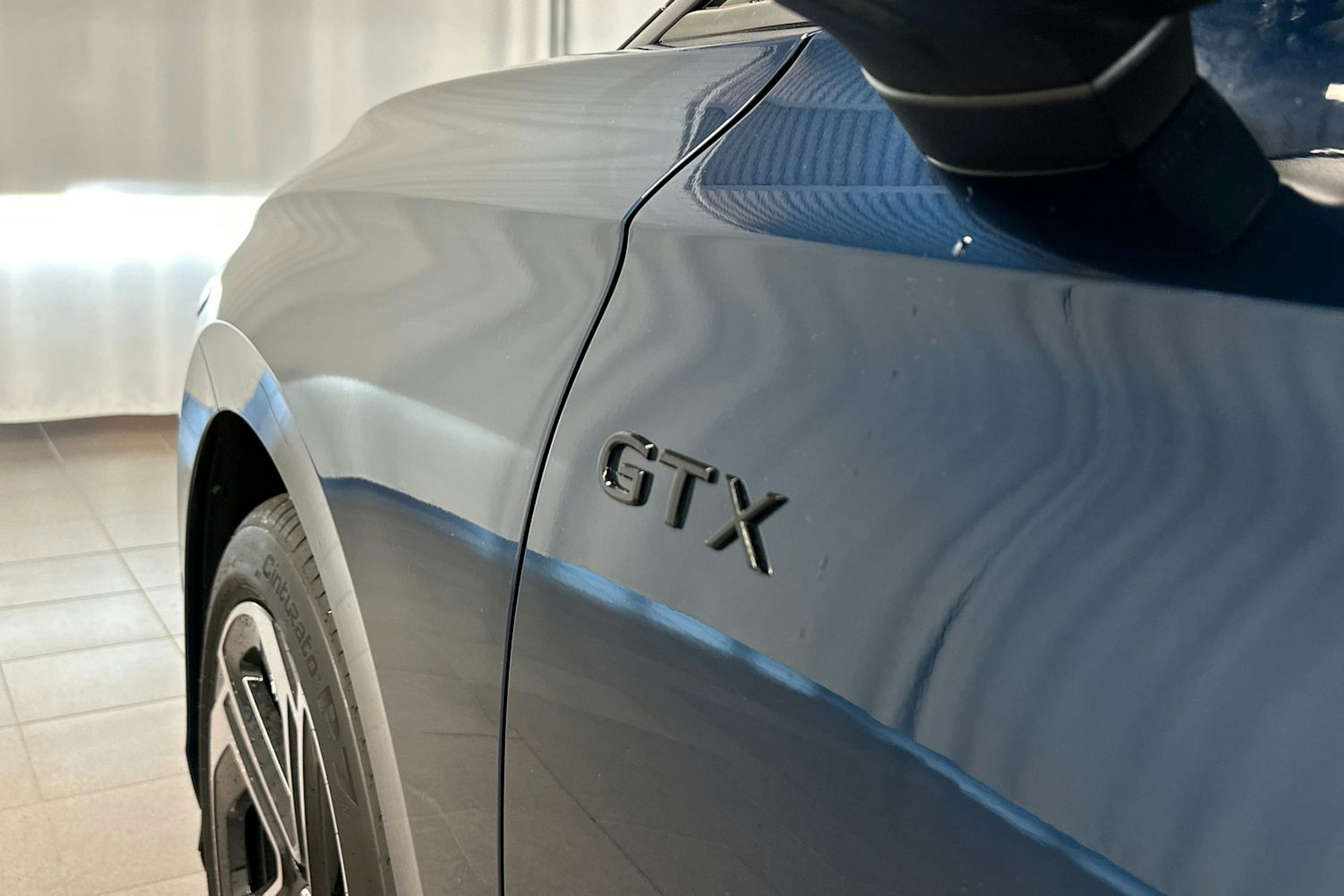 sininen Volkswagen ID.7 2025 kuva 33.