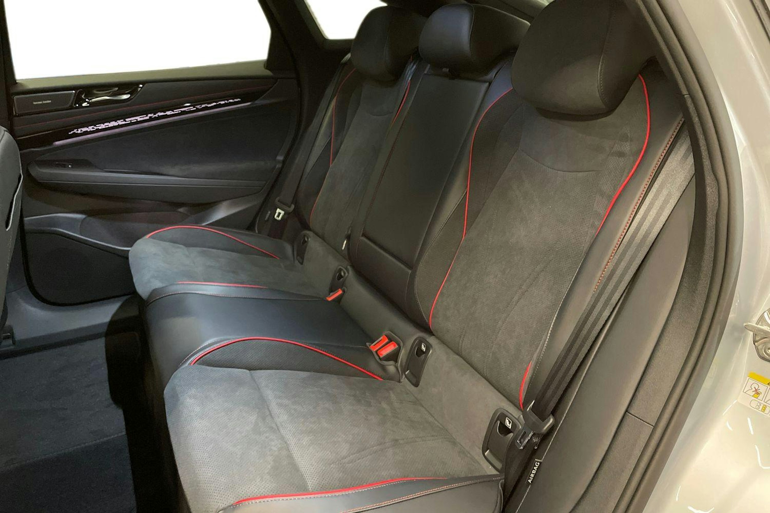 harmaa Volkswagen ID.7 2025 kuva 8.