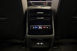 met. musta Volkswagen ID.7 2025 kuva 12.