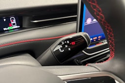 met. musta Volkswagen ID.7 2025 kuva 21.