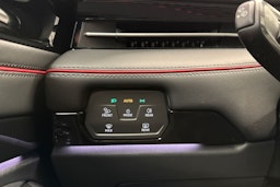 met. musta Volkswagen ID.7 2025 kuva 22.