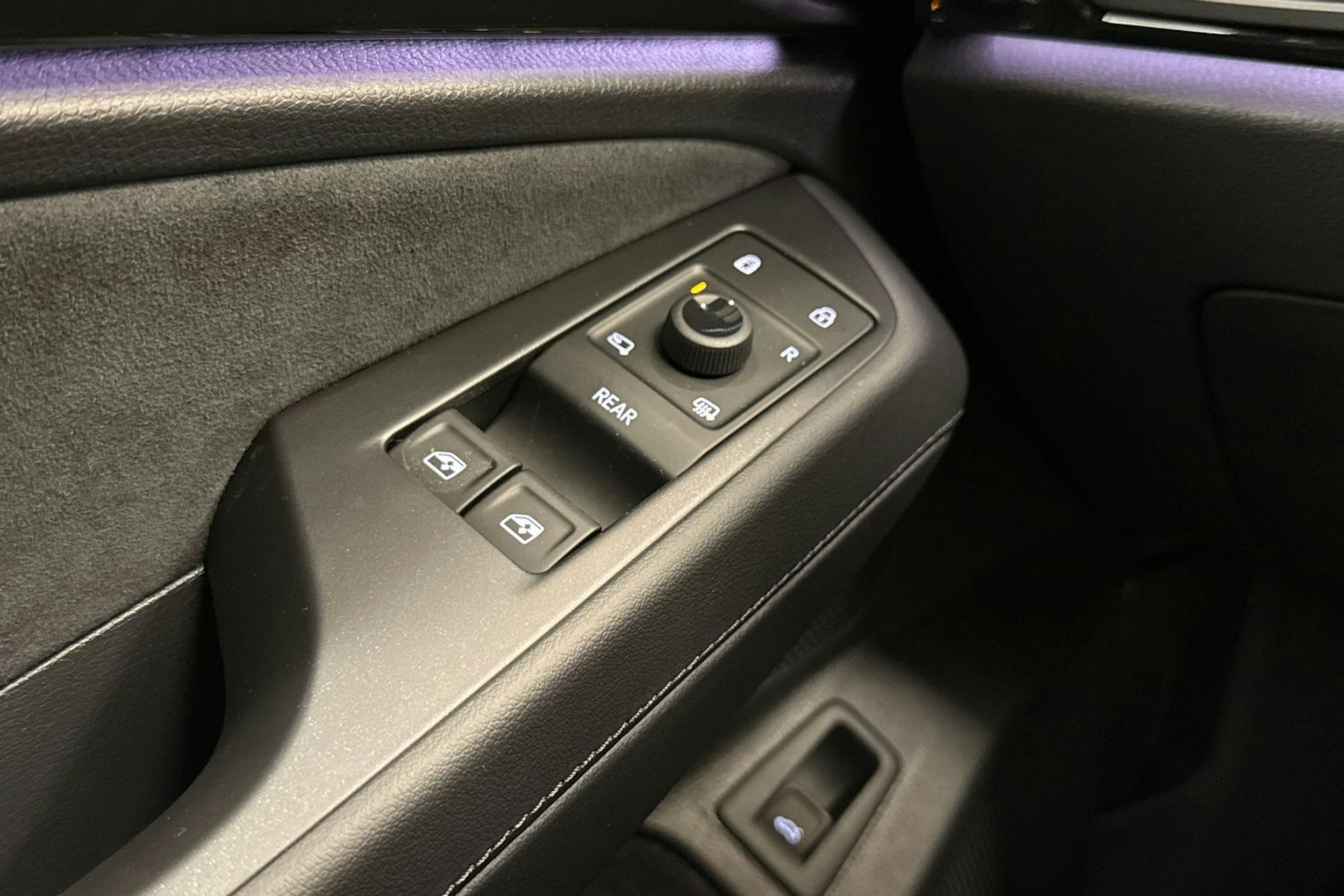 met. musta Volkswagen ID.7 2025 kuva 23.