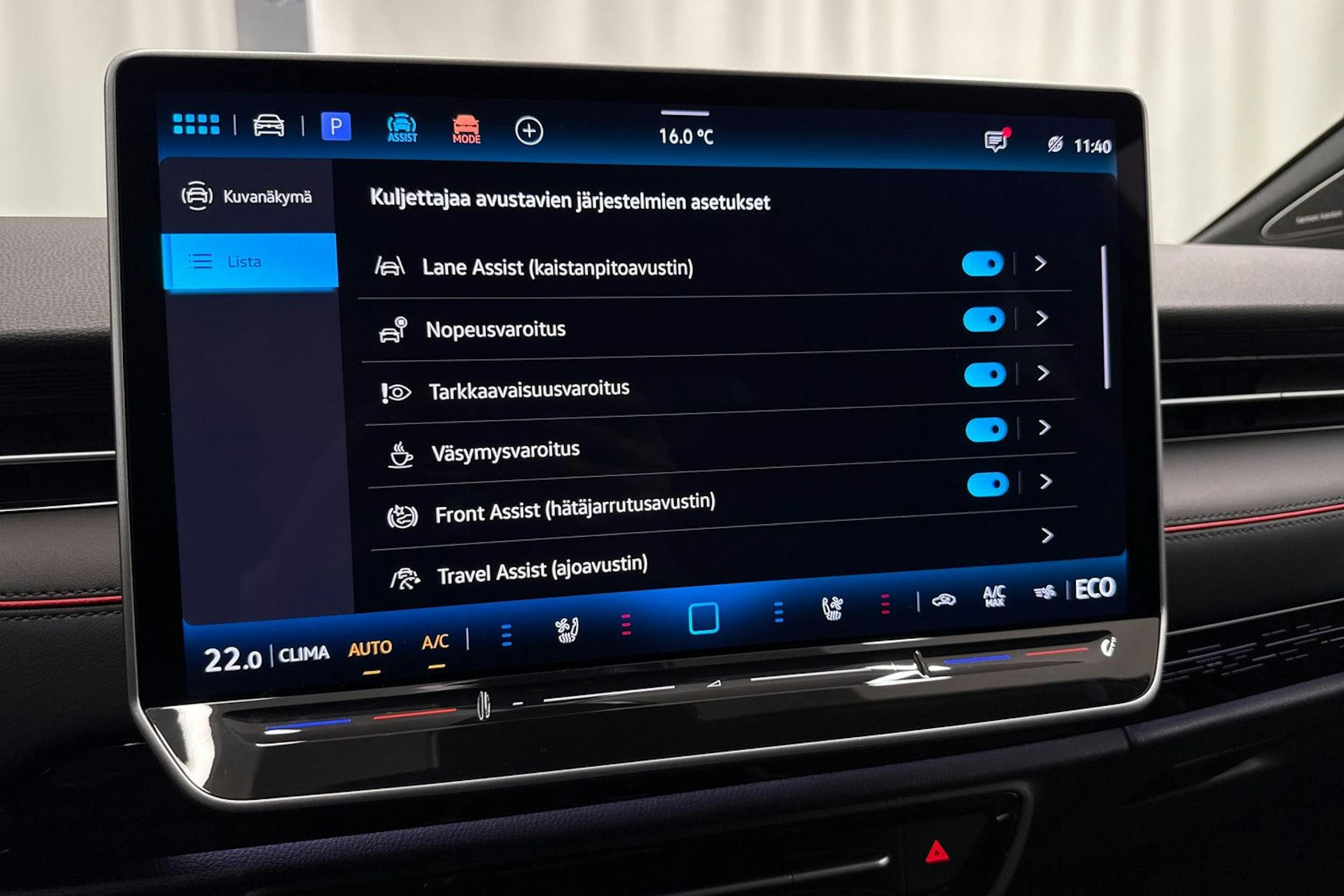 met. musta Volkswagen ID.7 2025 kuva 28.