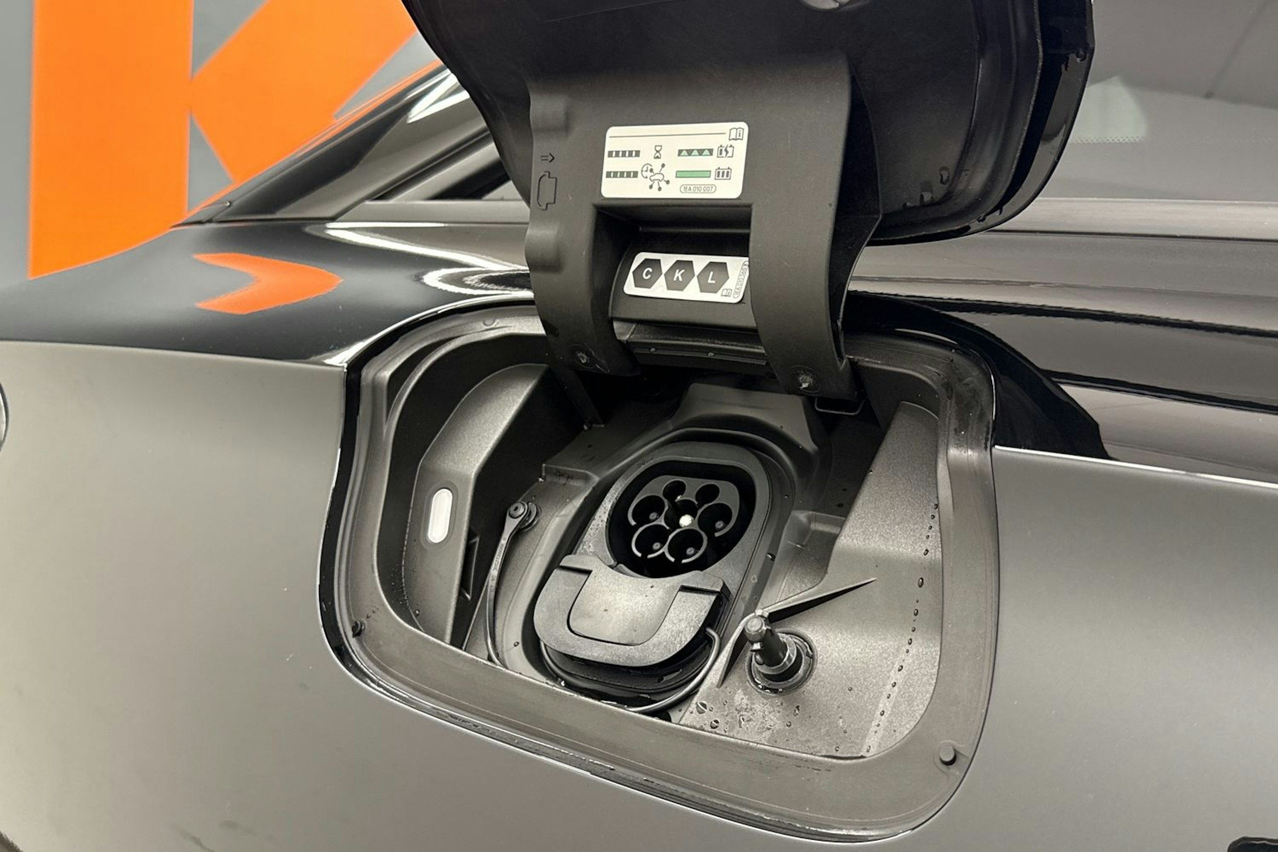 met. musta Volkswagen ID.7 2025 kuva 37.