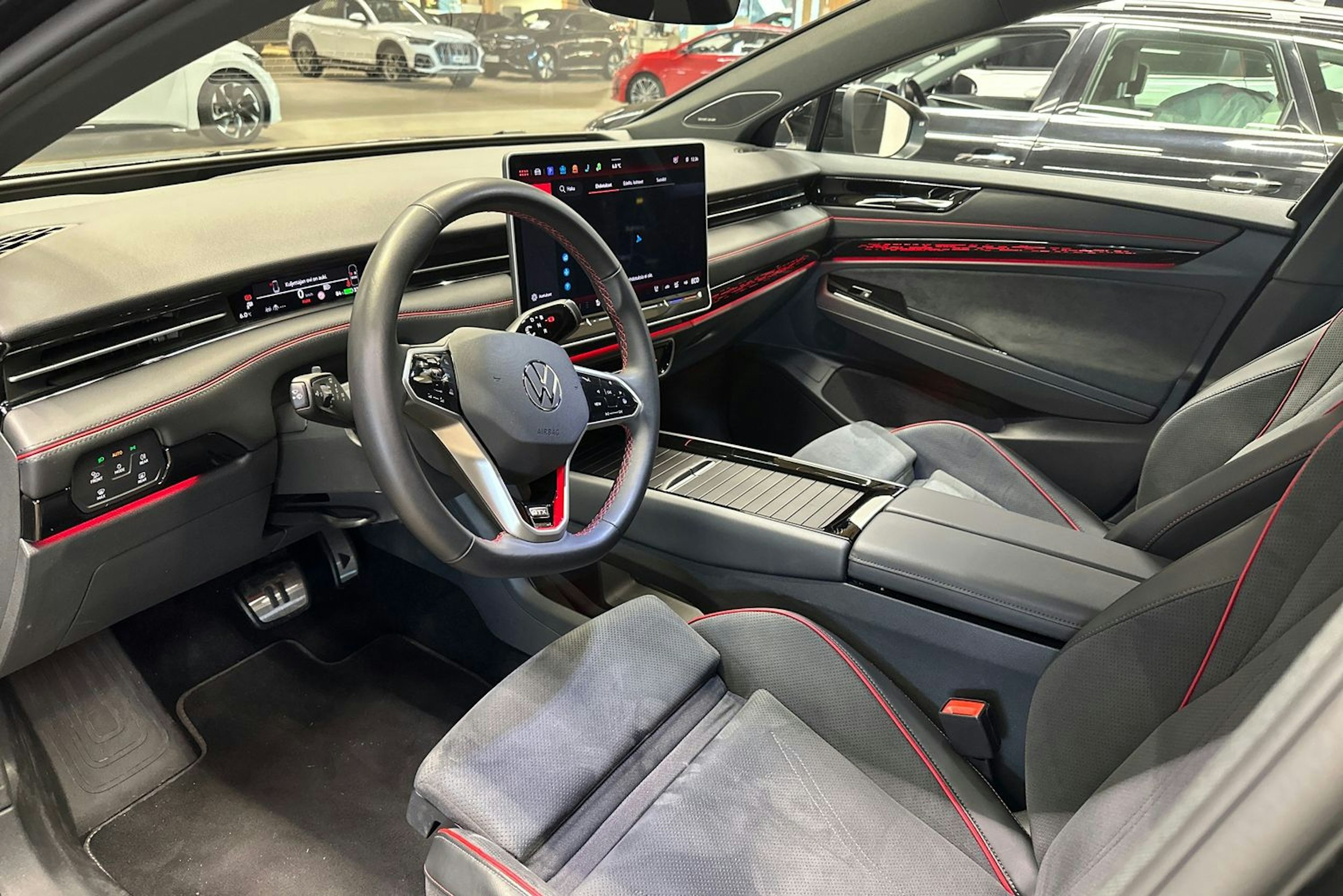musta Volkswagen ID.7 2025 kuva 6.
