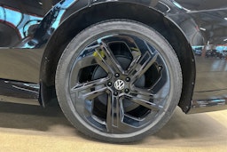 musta Volkswagen ID.7 2025 kuva 9.