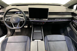 sininen Volkswagen ID.7 2025 kuva 7.