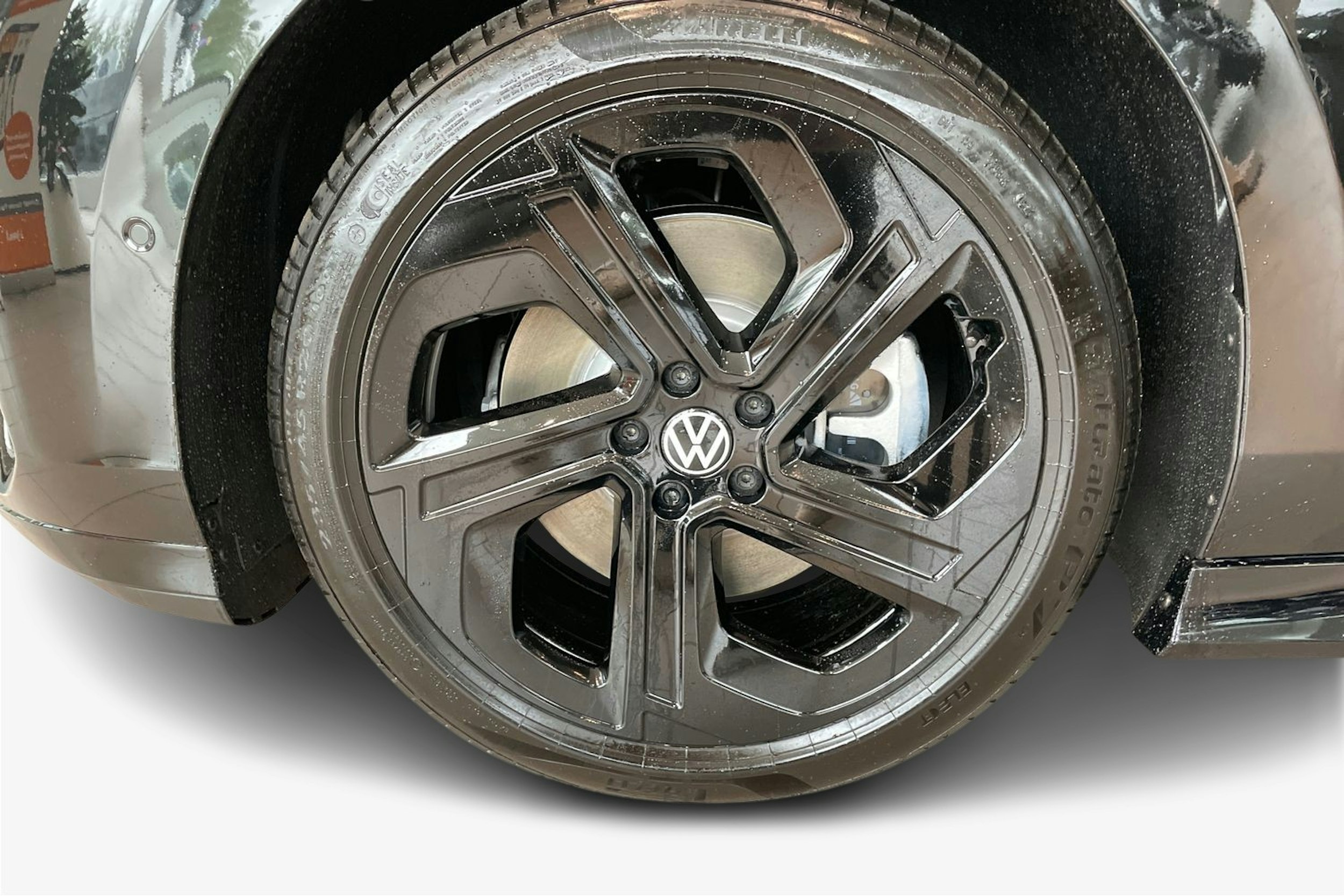 met. musta Volkswagen ID.7 2025 kuva 9.