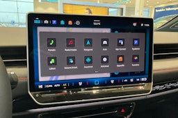 valkoinen Volkswagen ID.7 2025 kuva 16.