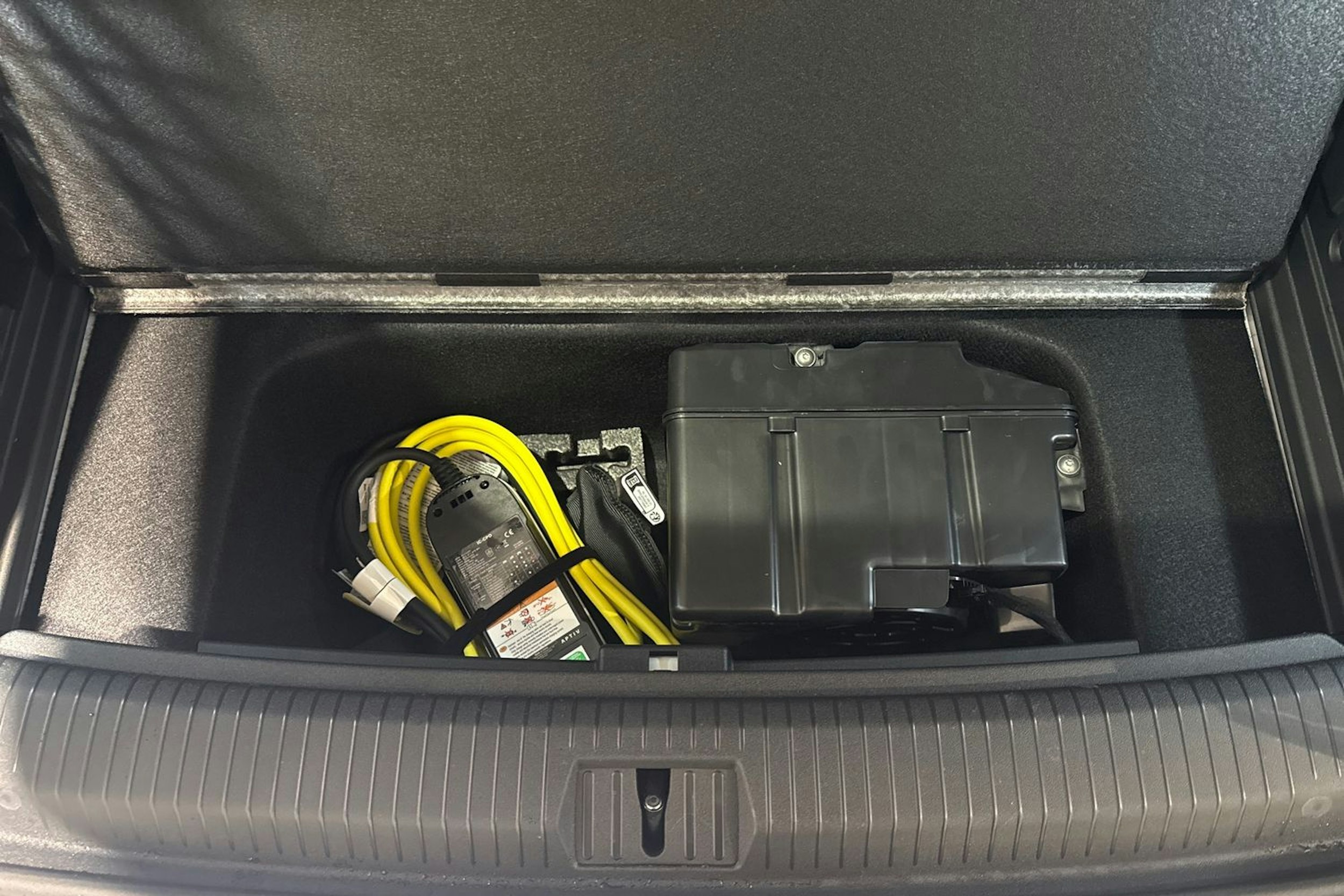 valkoinen Volkswagen ID.7 2025 kuva 14.