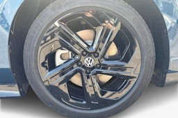 sininen Volkswagen ID.7 2025 kuva 8.