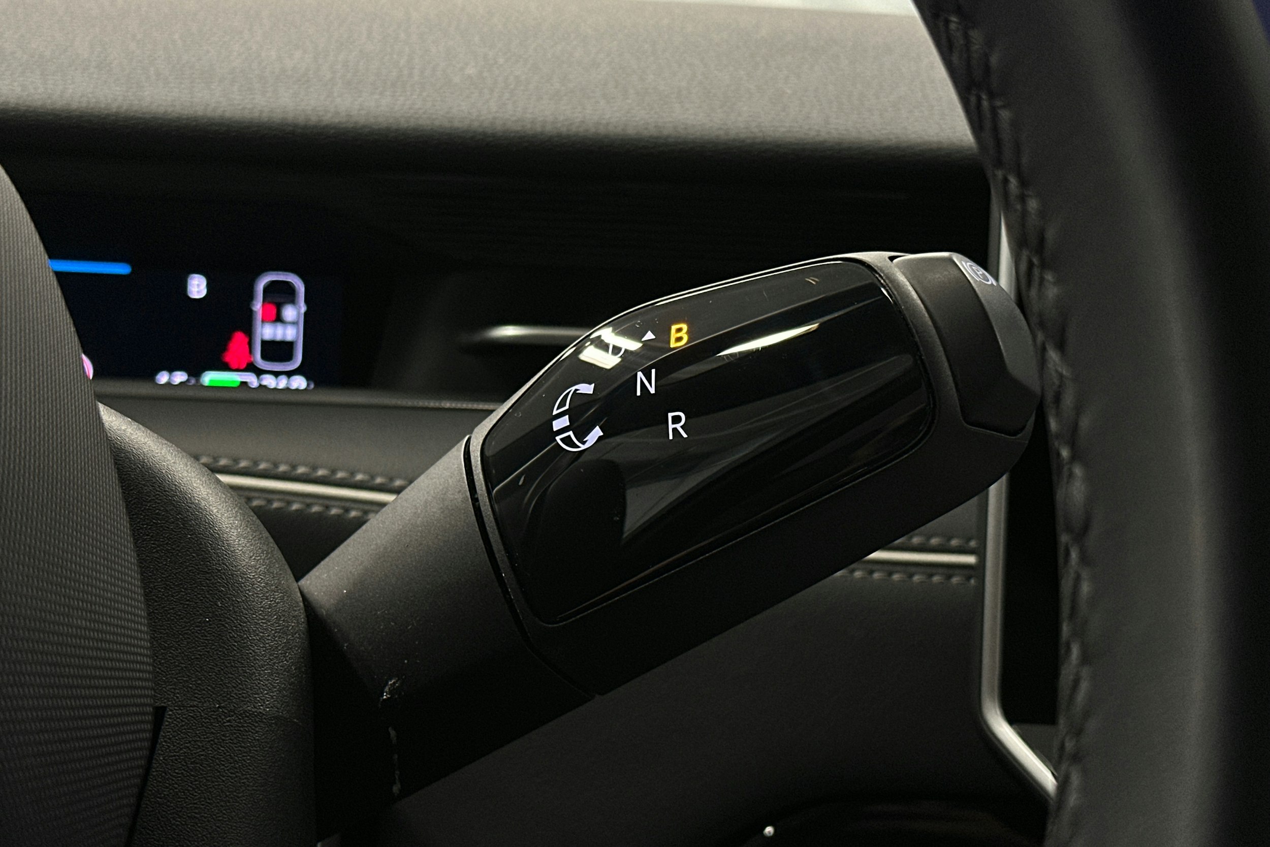 musta Volkswagen ID.7 2025 kuva 27.