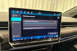 punainen Volkswagen ID.7 2025 kuva 26.