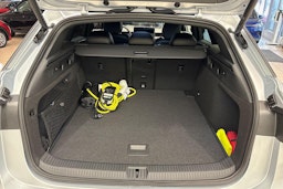 harmaa Volkswagen ID.7 2026 kuva 9.