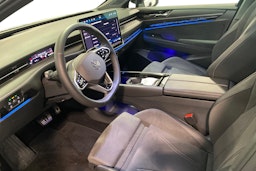 valkoinen Volkswagen ID.7 2025 kuva 7.