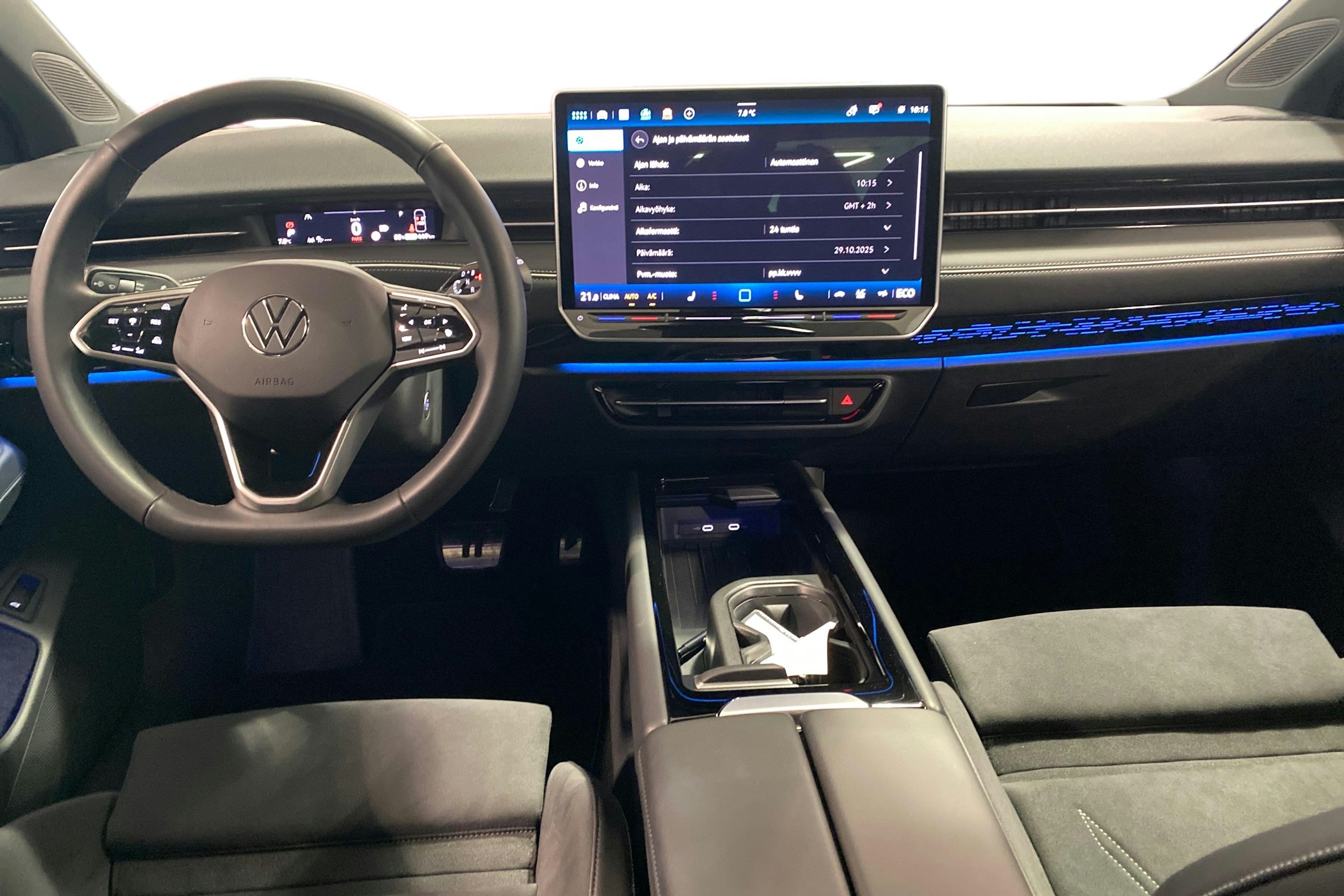 valkoinen Volkswagen ID.7 2025 kuva 9.