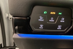 valkoinen Volkswagen ID.7 2025 kuva 22.