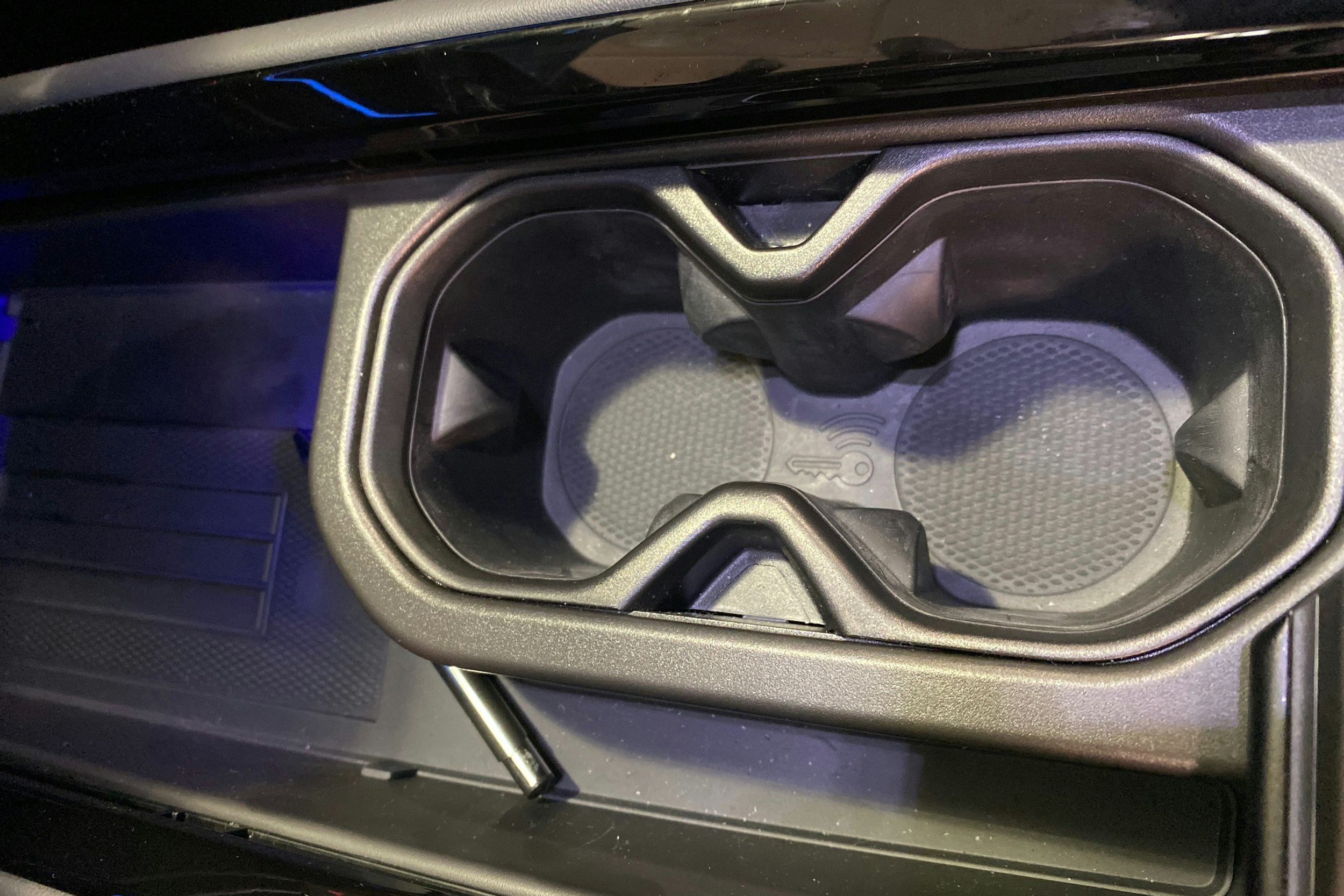 valkoinen Volkswagen ID.7 2025 kuva 26.