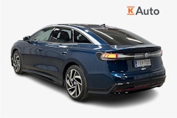 sininen Volkswagen ID.7 2025 kuva 2.