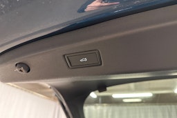 sininen Volkswagen ID.7 2025 kuva 25.