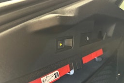 sininen Volkswagen ID.7 2025 kuva 26.