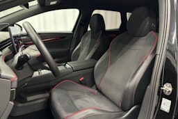musta Volkswagen ID.7 2025 kuva 18.
