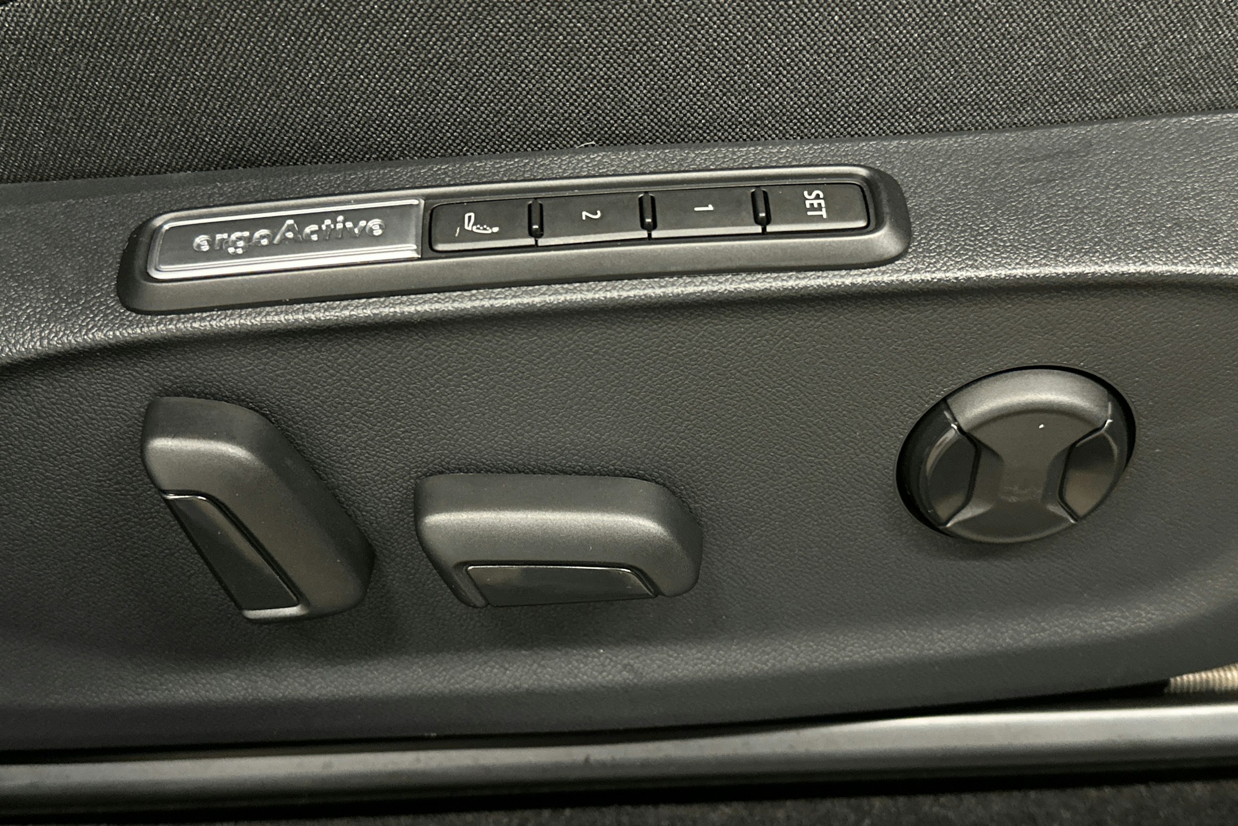 musta Volkswagen ID.7 2025 kuva 20.