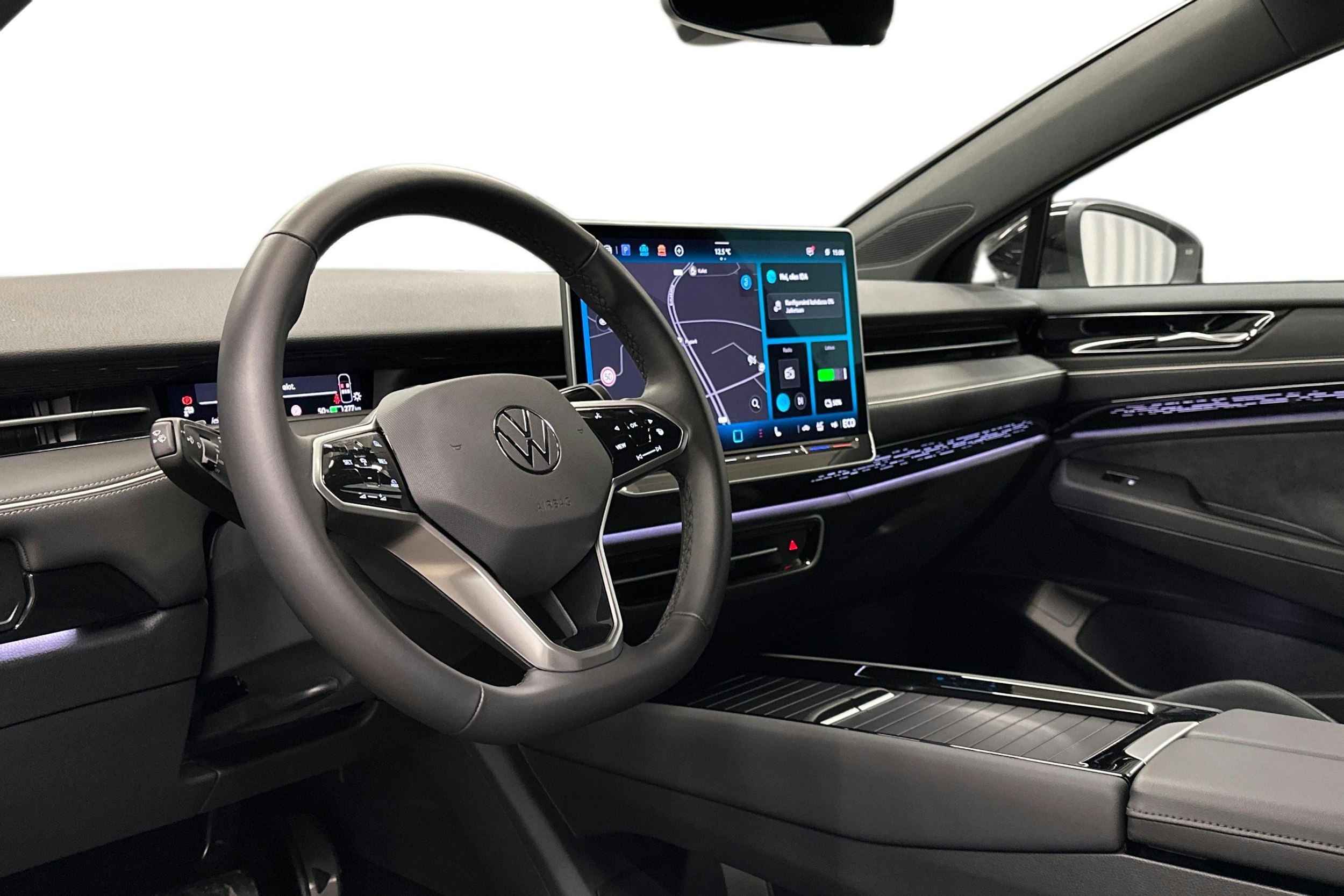 valkoinen Volkswagen ID.7 2025 kuva 7.