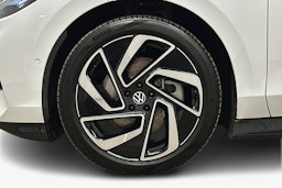 valkoinen Volkswagen ID.7 2025 kuva 11.