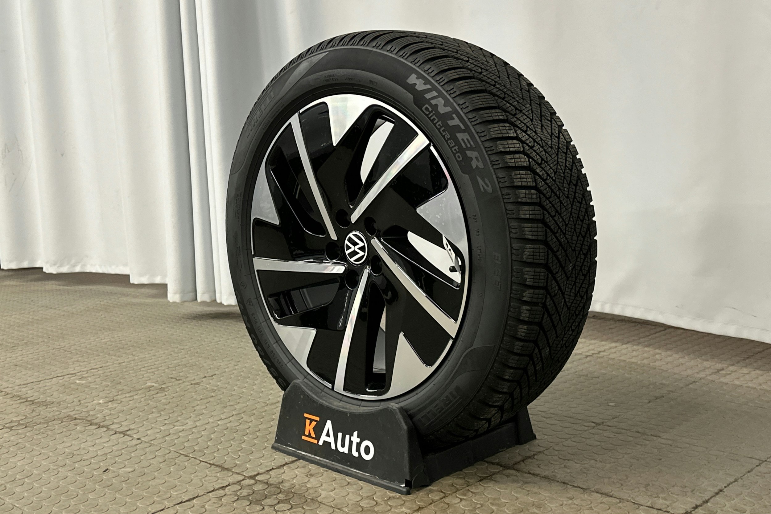 valkoinen Volkswagen ID.7 2025 kuva 13.