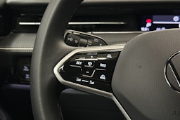 valkoinen Volkswagen ID.7 2025 kuva 22.