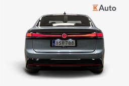 sininen Volkswagen ID.7 2025 kuva 3.