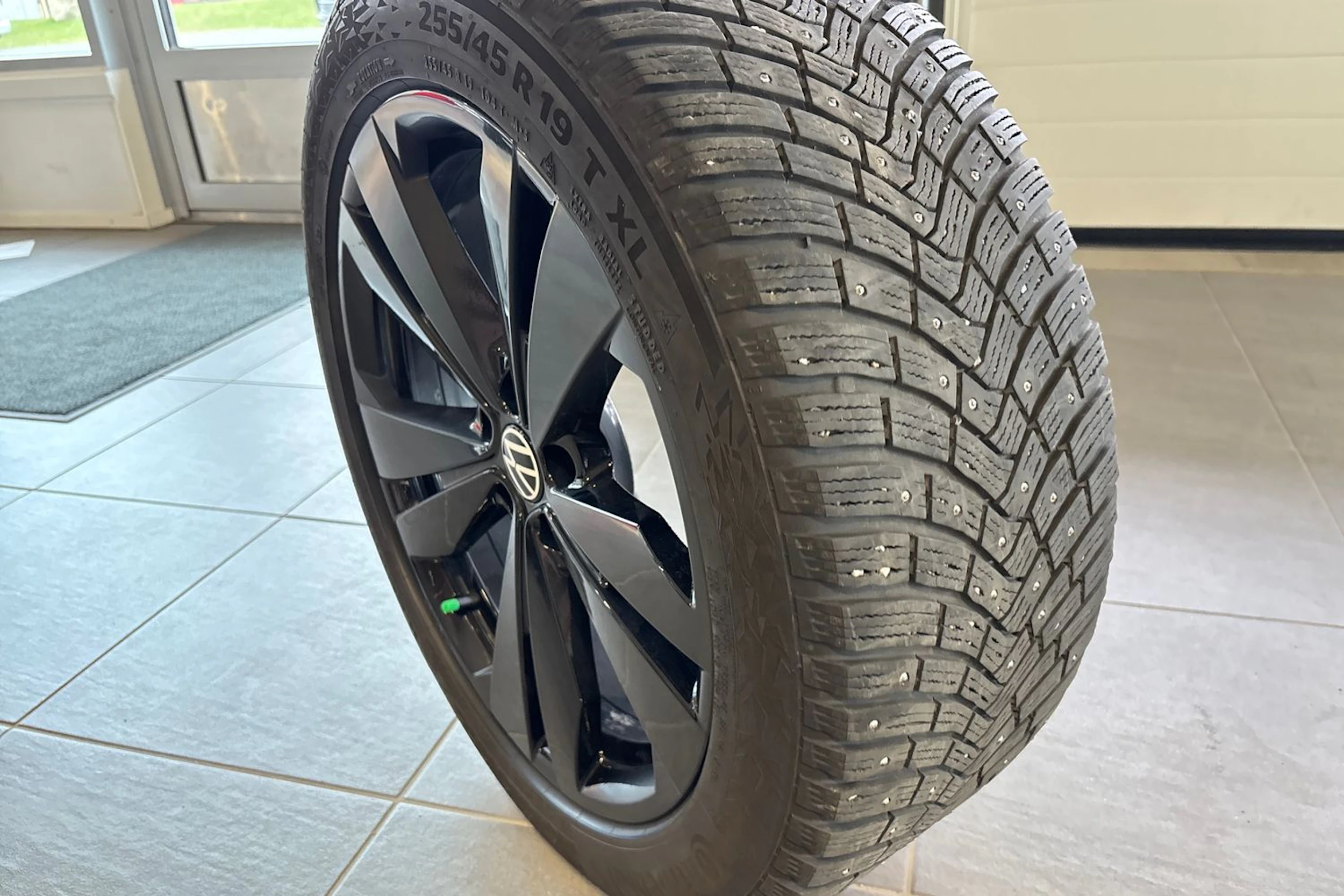 valkoinen Volkswagen ID.7 2025 kuva 27.