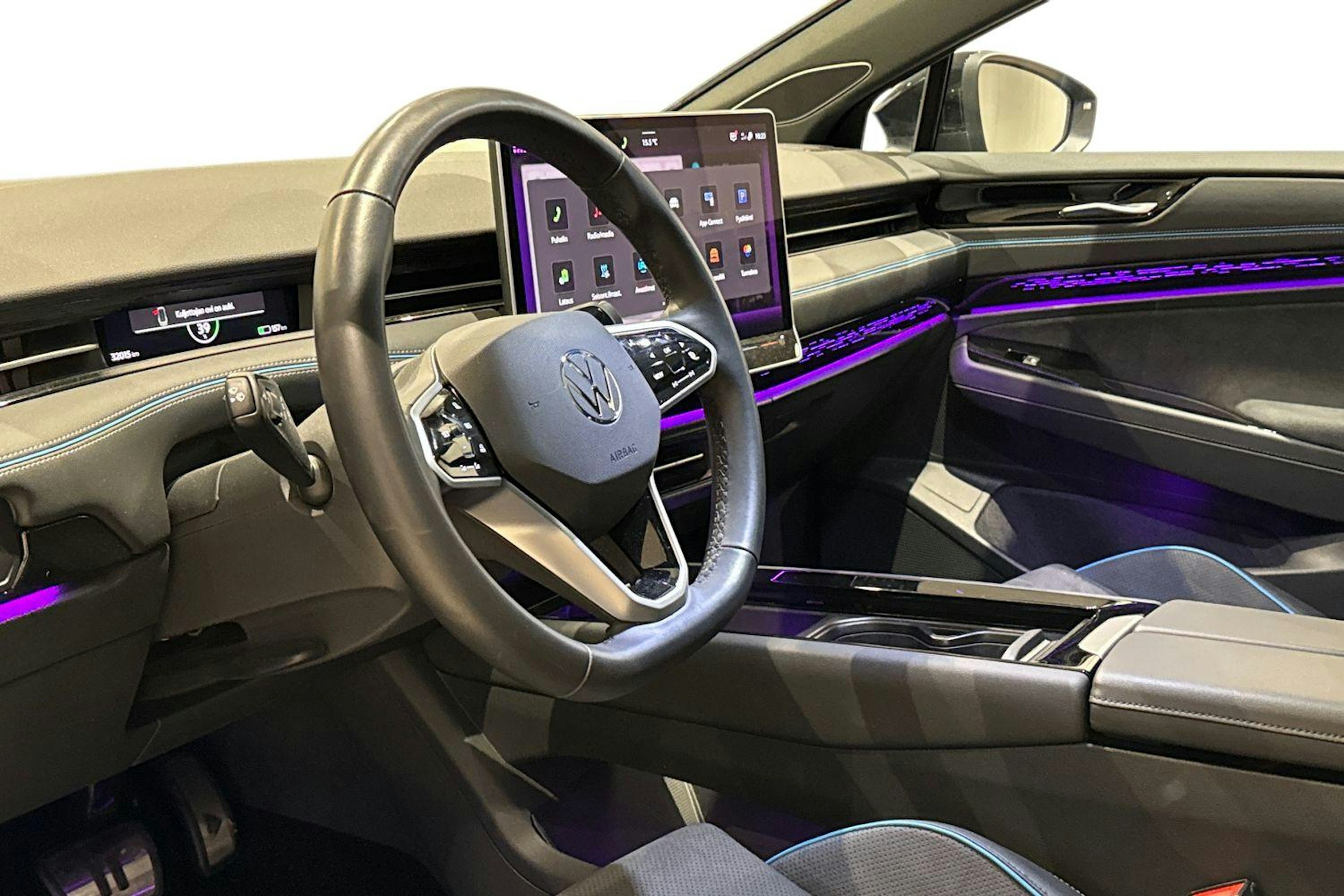 met. musta Volkswagen ID.7 2025 kuva 6.