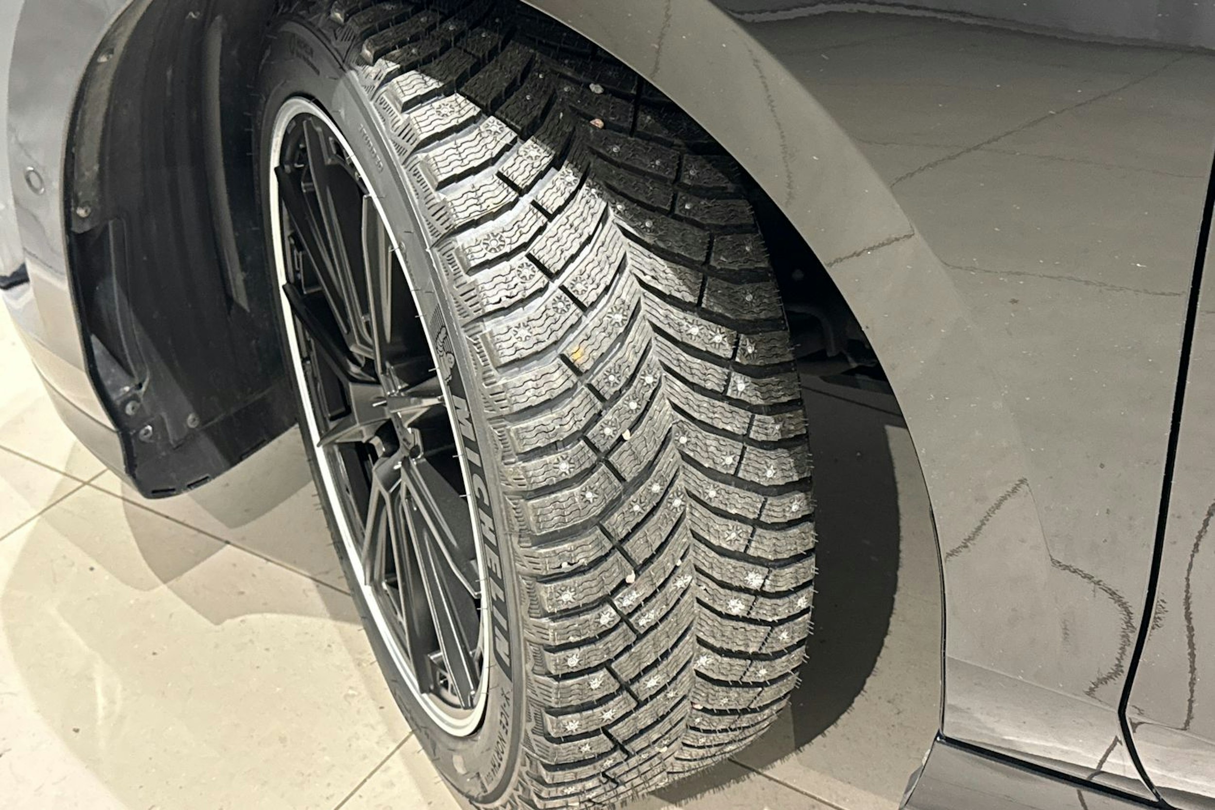 met. musta Volkswagen ID.7 2025 kuva 10.