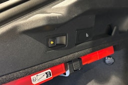 met. musta Volkswagen ID.7 2025 kuva 14.