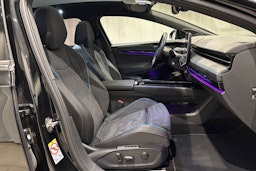 met. musta Volkswagen ID.7 2025 kuva 15.