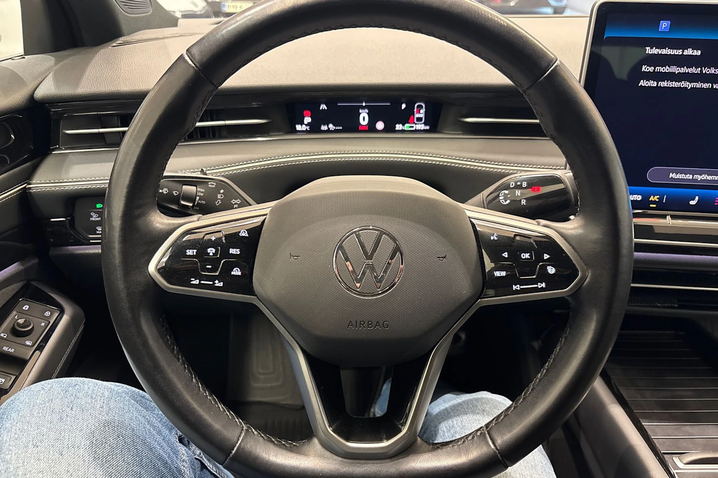harmaa Volkswagen ID.7 2025 kuva 12.