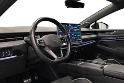 sininen Volkswagen ID.7 2025 kuva 7.