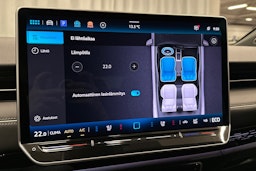 sininen Volkswagen ID.7 2025 kuva 29.