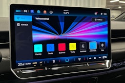 sininen Volkswagen ID.7 2025 kuva 32.