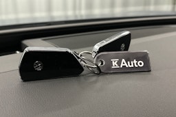 sininen Volkswagen ID.7 2025 kuva 38.