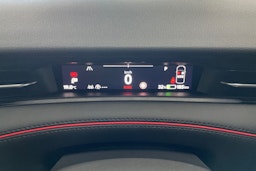 punainen Volkswagen ID.7 2025 kuva 25.