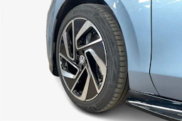 sininen Volkswagen ID.7 2025 kuva 9.