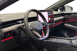 met. harmaa Volkswagen ID.7 2025 kuva 6.