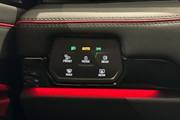 met. harmaa Volkswagen ID.7 2025 kuva 18.
