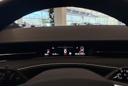 met. musta Volkswagen ID.7 2025 kuva 19.