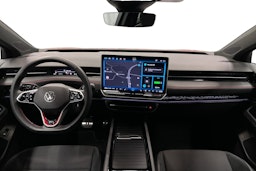 punainen Volkswagen ID.7 2025 kuva 9.